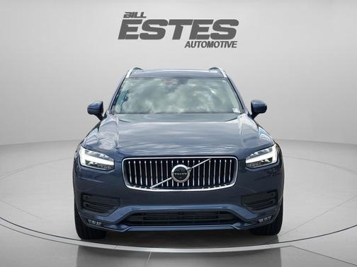 Denim Blue Metallic 2021 Volvo XC90 T6 Momentum