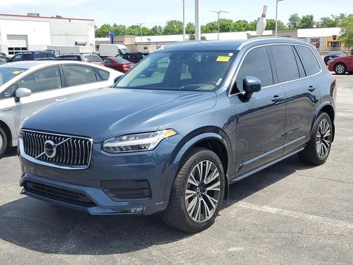 Denim Blue Metallic 2021 Volvo XC90 T6 Momentum