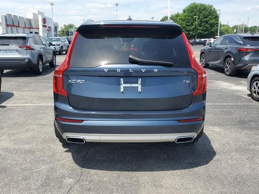 Denim Blue Metallic 2021 Volvo XC90 T6 Momentum