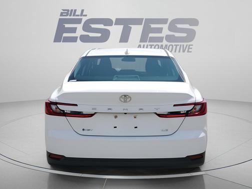 Ice Cap 2025 Toyota Camry LE