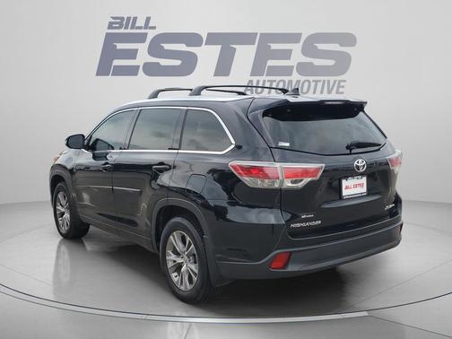 Attitude Black Metallic 2015 Toyota Highlander XLE