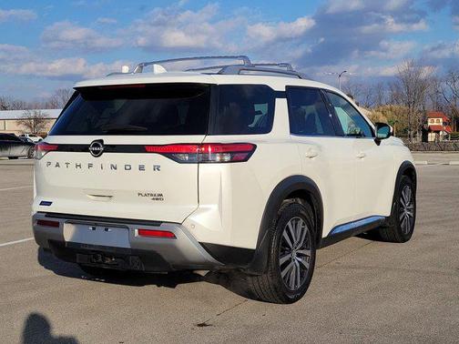 2022 Nissan Pathfinder Platinum 4WD