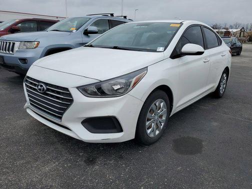 2019 Hyundai Accent SE