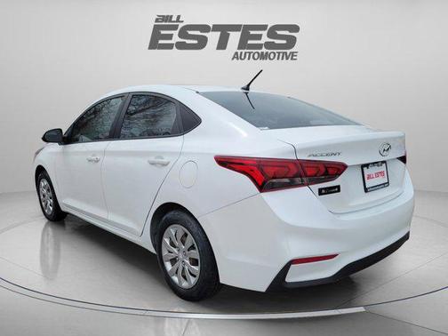 Frost White Pearl 2019 Hyundai Accent SE