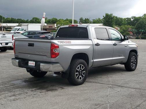 2018 Toyota Tundra SR5