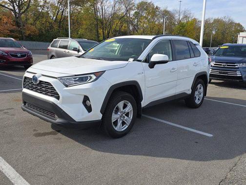 2020 Toyota RAV4 Hybrid XLE