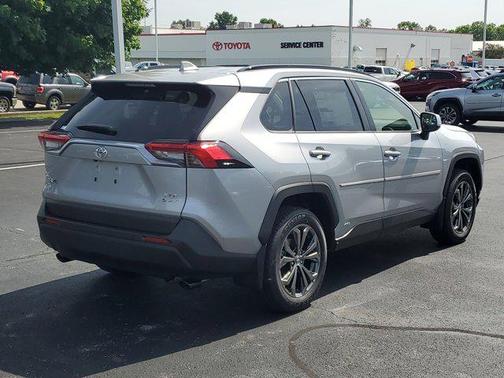 2025 Toyota RAV4 Hybrid XLE Premium