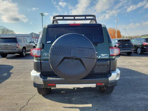 2014 Toyota FJ Cruiser Base