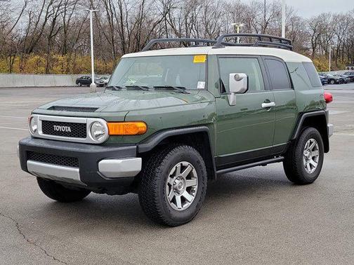 2014 Toyota FJ Cruiser Base