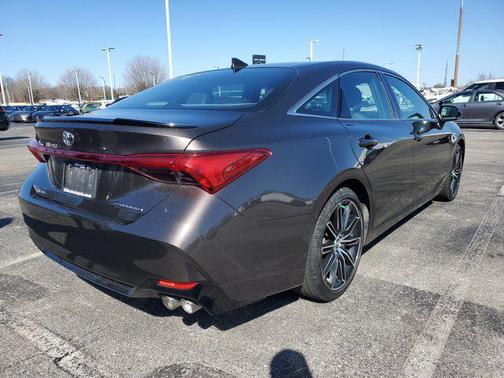 2019 Toyota Avalon Touring
