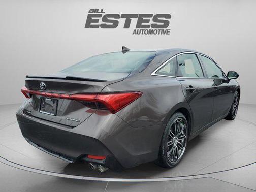 2019 Toyota Avalon Touring