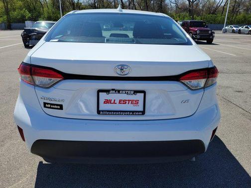 Ice Cap 2025 Toyota Corolla LE