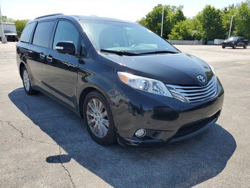 Black 2013 Toyota Sienna XLE