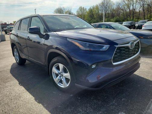 2023 Toyota Highlander Hybrid LE