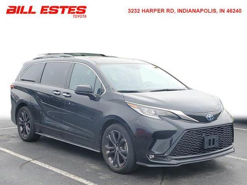 2022 Toyota Sienna XSE 7 Passenger
