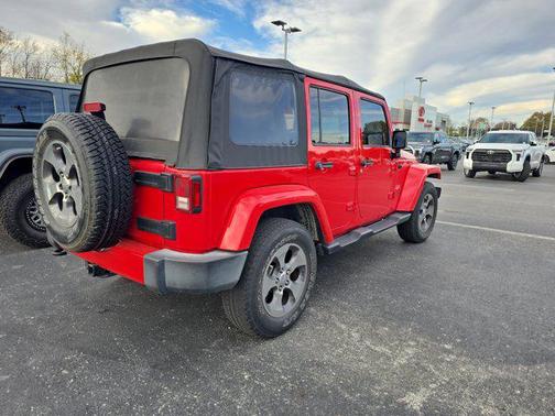 2016 Jeep Wrangler Unlimited Sahara
