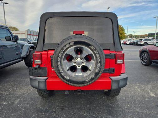 2016 Jeep Wrangler Unlimited Sahara