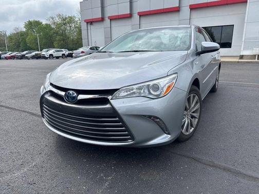 2017 Toyota Camry Hybrid XLE