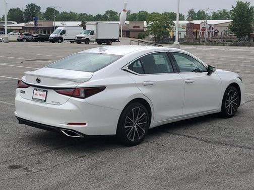 2022 Lexus ES 350 Base