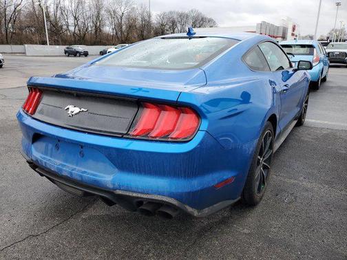 2021 Ford Mustang EcoBoost