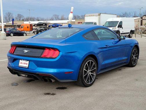 2021 Ford Mustang EcoBoost