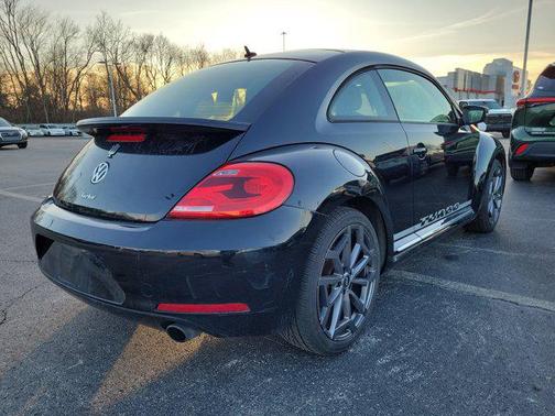 2012 Volkswagen Beetle Base