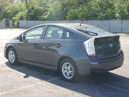 2010 Toyota Prius III