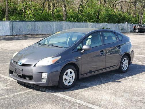 2010 Toyota Prius III