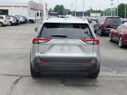 2025 Toyota RAV4 Hybrid LE