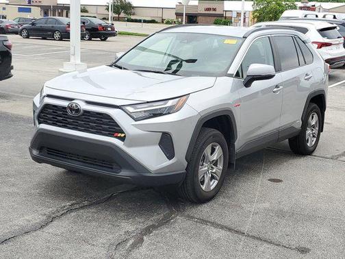 2025 Toyota RAV4 Hybrid LE