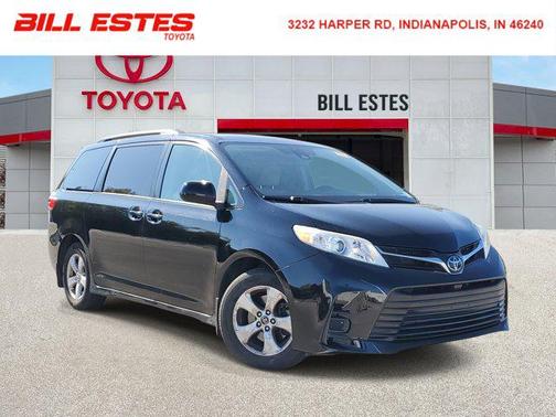 2019 Toyota Sienna LE