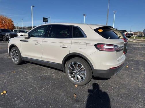 2023 Lincoln Nautilus Reserve