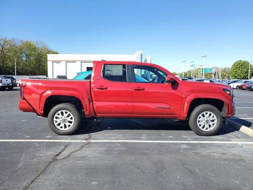 2025 Toyota Tacoma SR5