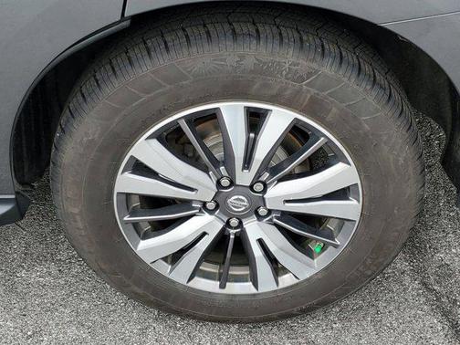 2019 Nissan Pathfinder S