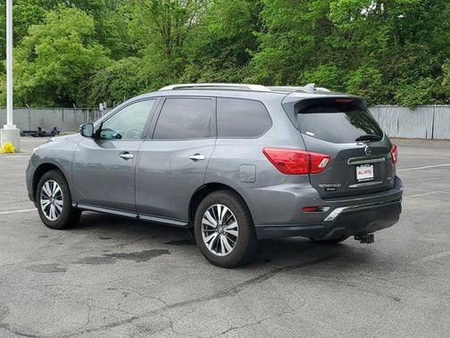 2019 Nissan Pathfinder S