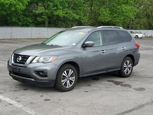 2019 Nissan Pathfinder S