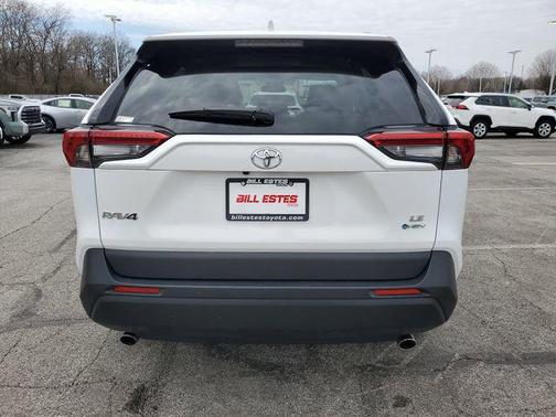 2025 Toyota RAV4 Hybrid LE