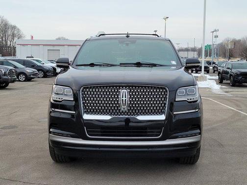2022 Lincoln Navigator Standard