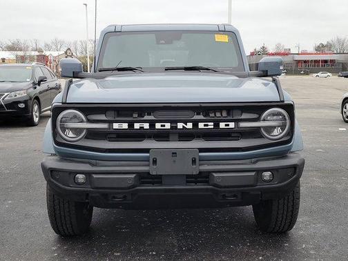 2024 Ford Bronco Outer Banks