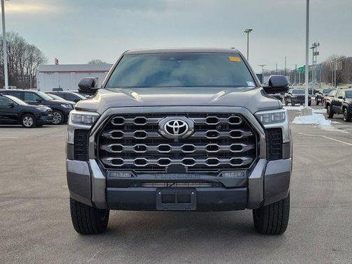2022 Toyota Tundra Platinum