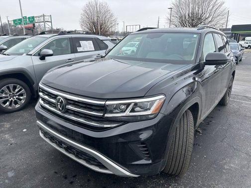 2023 Volkswagen Atlas 3.6L SE w/Technology