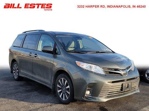 2018 Toyota Sienna XLE