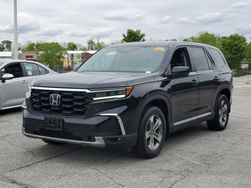 Crystal Black Pearl 2023 Honda Pilot AWD EX-L 7 Passenger