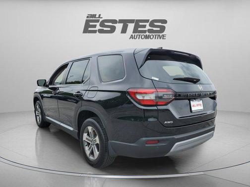Crystal Black Pearl 2023 Honda Pilot AWD EX-L 7 Passenger