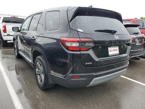 Crystal Black Pearl 2023 Honda Pilot AWD EX-L 7 Passenger