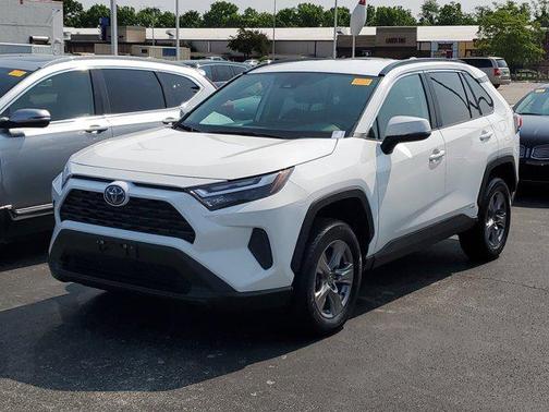 2024 Toyota RAV4 Hybrid XLE