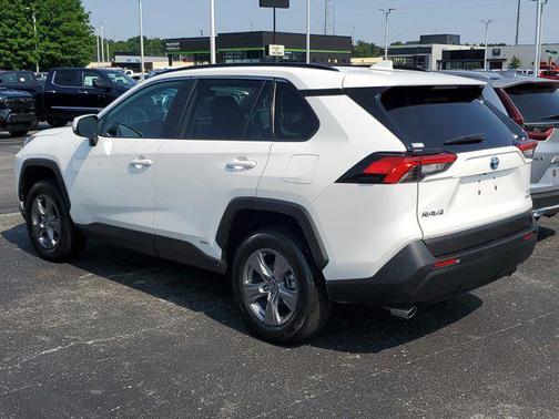2024 Toyota RAV4 Hybrid XLE