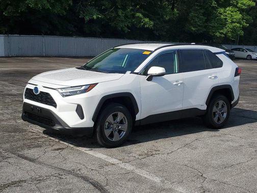 2024 Toyota RAV4 Hybrid XLE