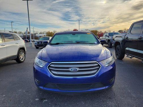 2015 Ford Taurus SEL