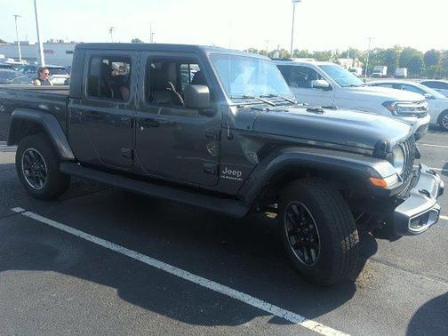 2021 Jeep Gladiator Overland